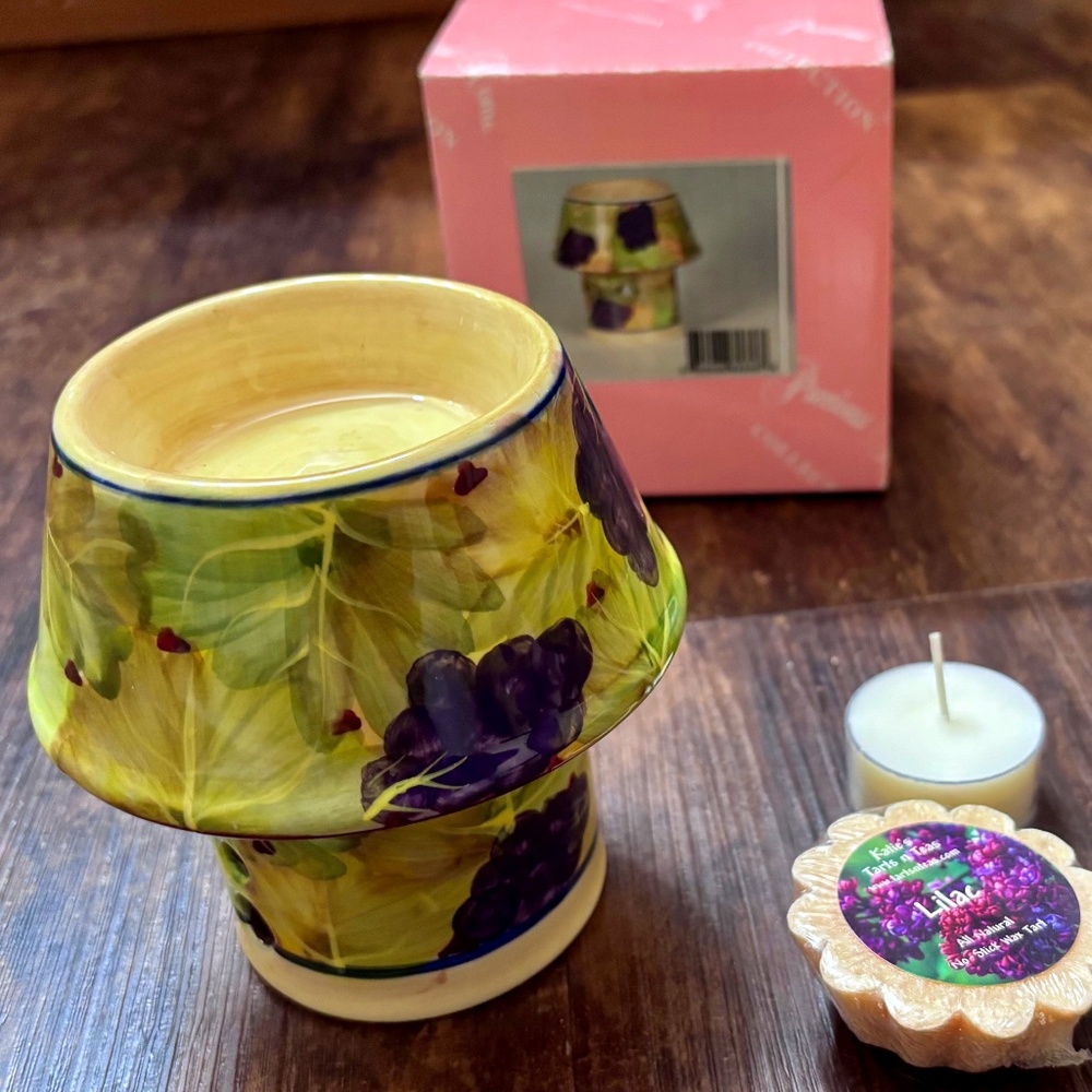 Vineyard ceramic Mini Wax Melt Tart Warmer Lamp style, melter, gift box, NEW